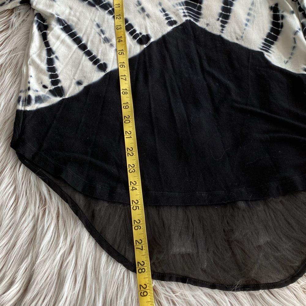 Young Fabulous & Broke Black & White Short Sleeve Tee Open Back Small - Picture 7 of 8